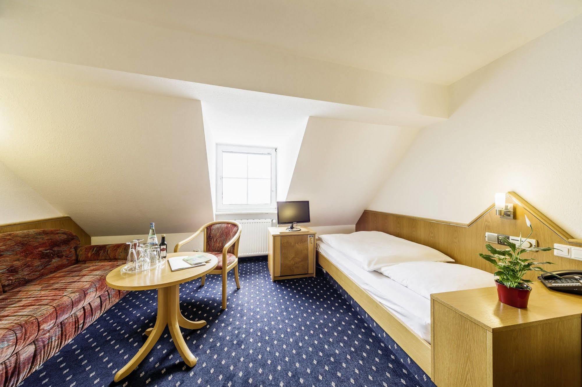Hotel Flair Zum Schiff 3*