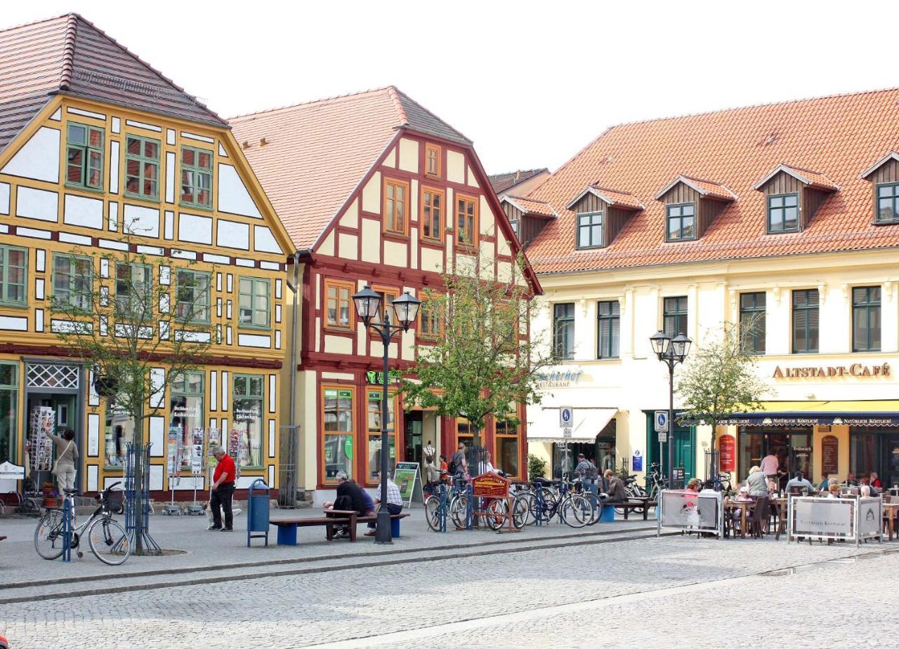 Waren 5760 *