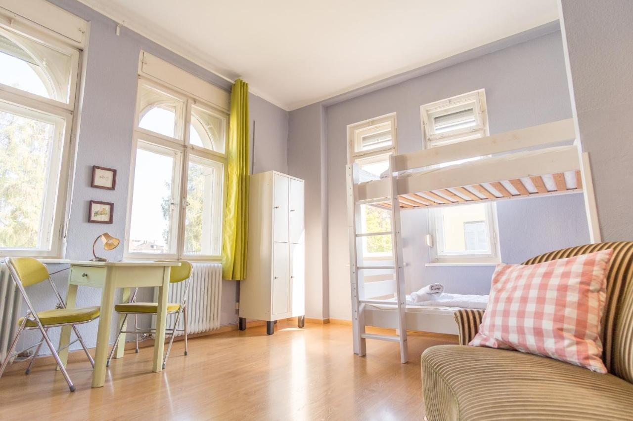 Das Mietwerk - Bed & Breakfast 2*