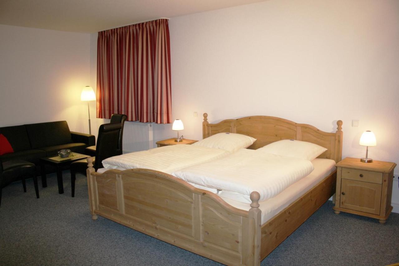 Hellmanns Hotel Bremers Bauerndiele 3* Wiefelstede
