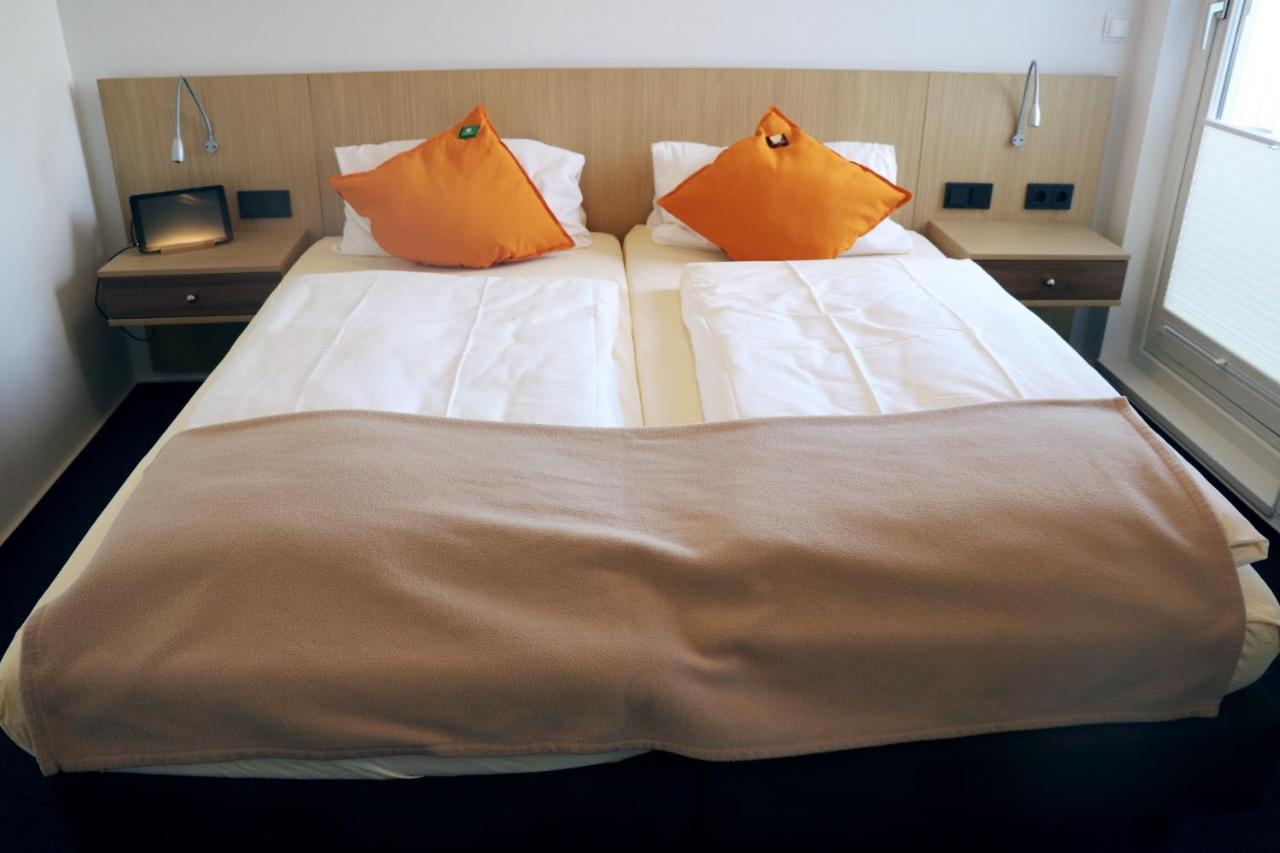 Hellmanns Hotel Bremers Bauerndiele Hotel 3*