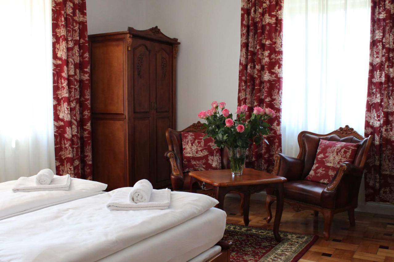 Viktoria Hotel