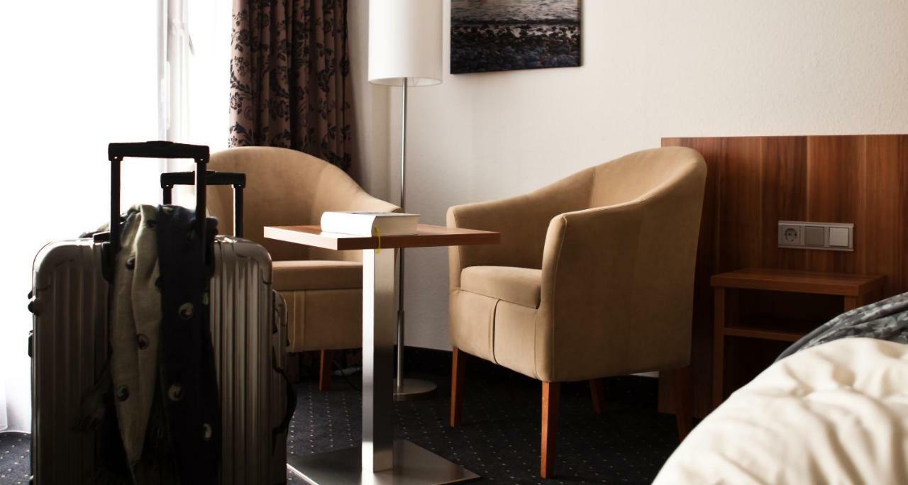 Hotel Knaus Am Hafen 3*