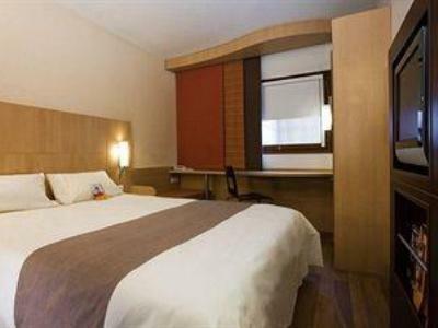 Ibis Hotel
