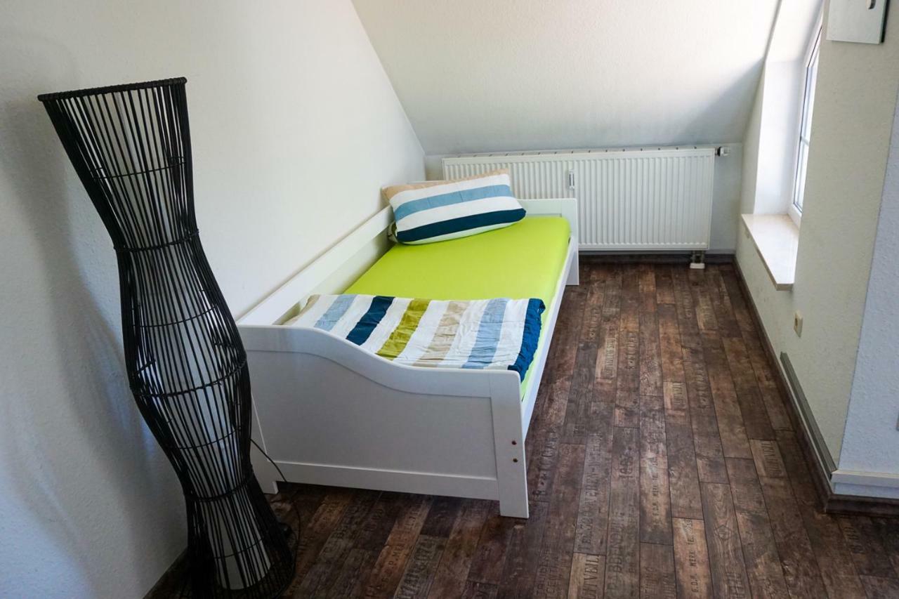 Maisonettewohnung 2 Stockwerke Mit Balkon Und Self Checkin