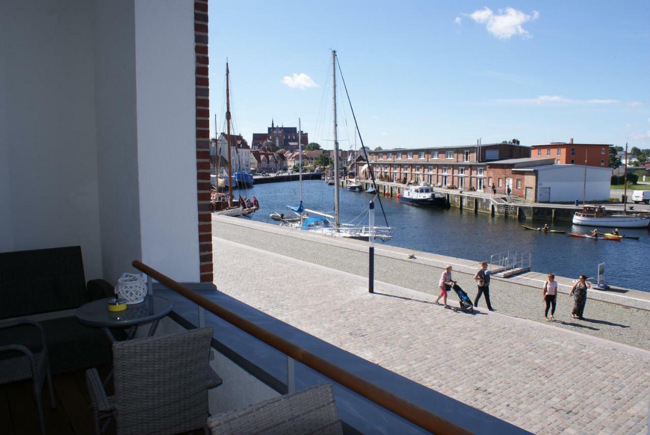 Apartment Hafenpanorama Mit Meerblick&parkplatz - Abc173