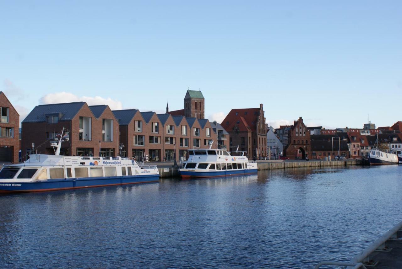 Kaikante Mit Meerblick, Balkon & Parkplatz Am Hafen - Abc155 By Abcwismar * Wismar