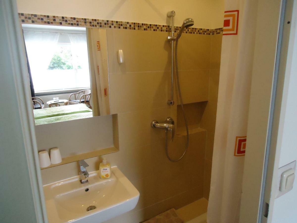 Gaestehaus Sommertal, Eigener Parkplatz, 800m Zum Bodensee, 300m Zur Altstadt Meersburg