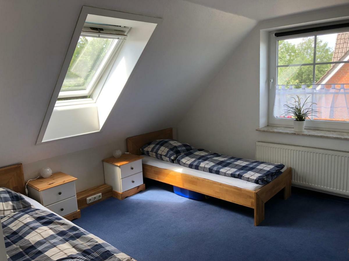 Apartment Helgoländer Straße 14 *