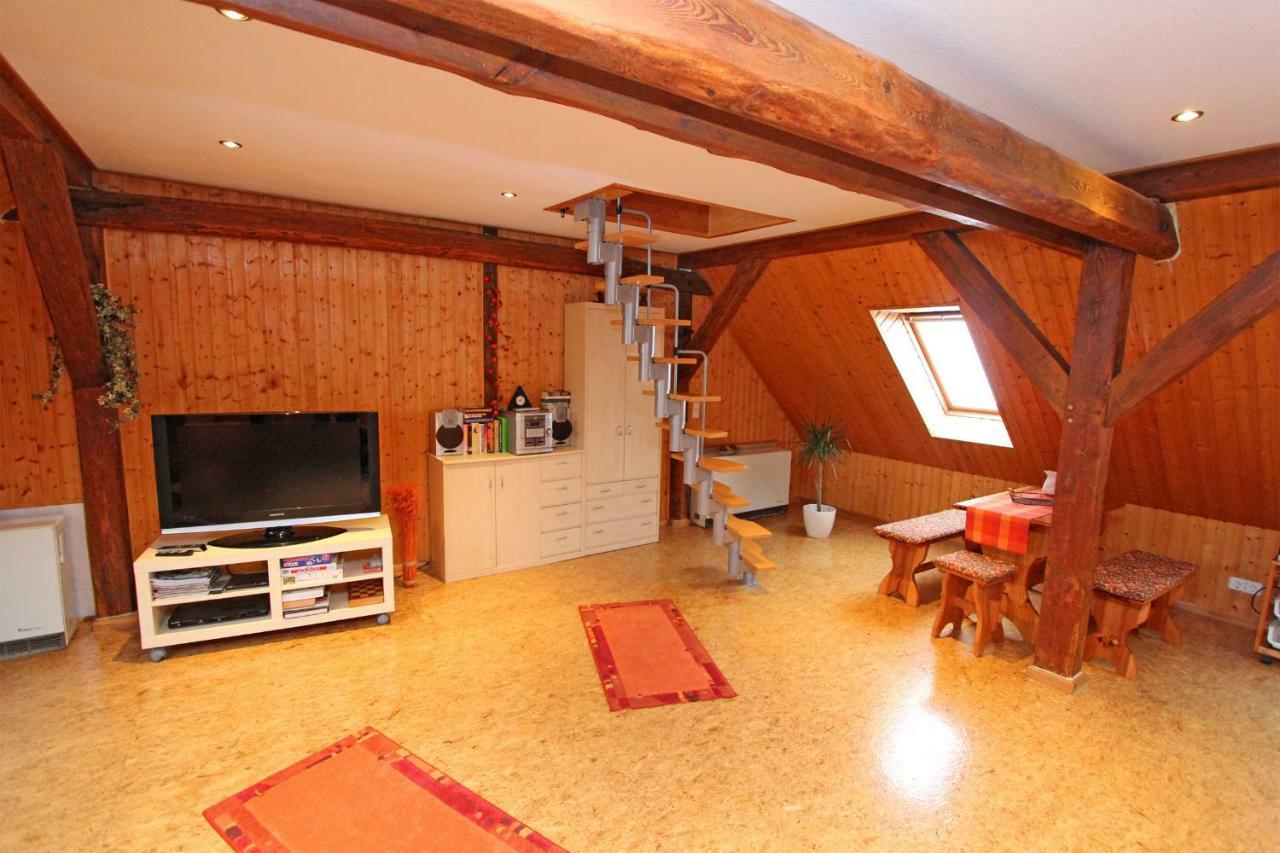Apartment Ferienwohnung West 281 *