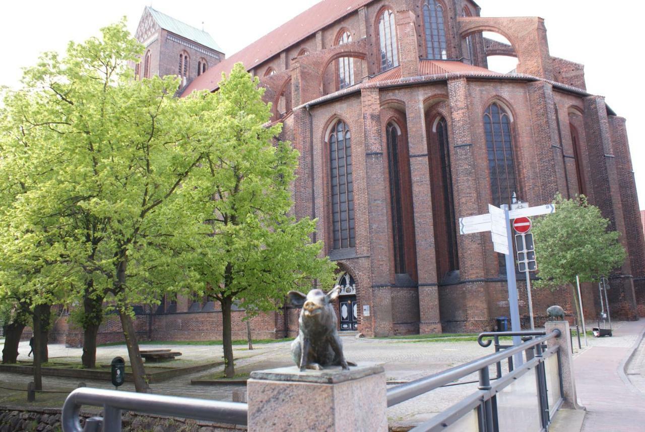 Wohlfühlferienhaus In Der Wismarer Altstadt - Abc198 Ferienhaus