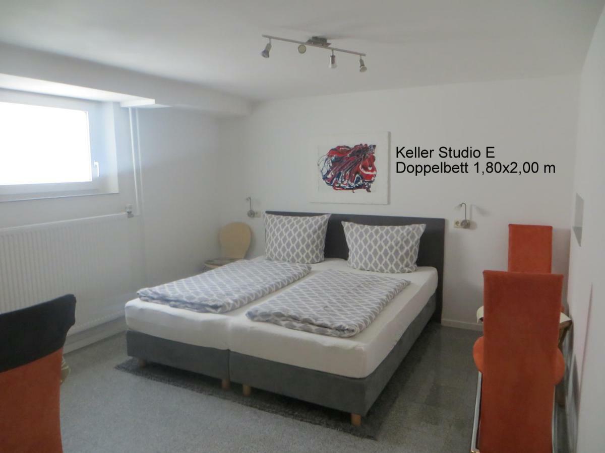 Guest house Gaestehaus Sommertal, Eigener Parkplatz, 800m Zum Bodensee, 300m Zur Altstadt Meersburg