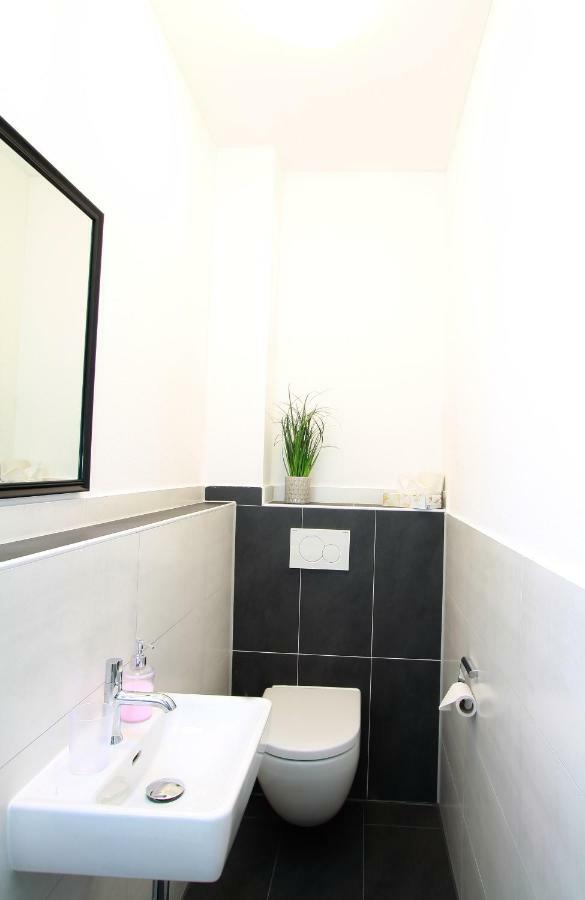 Ferienwohnung Kira In *