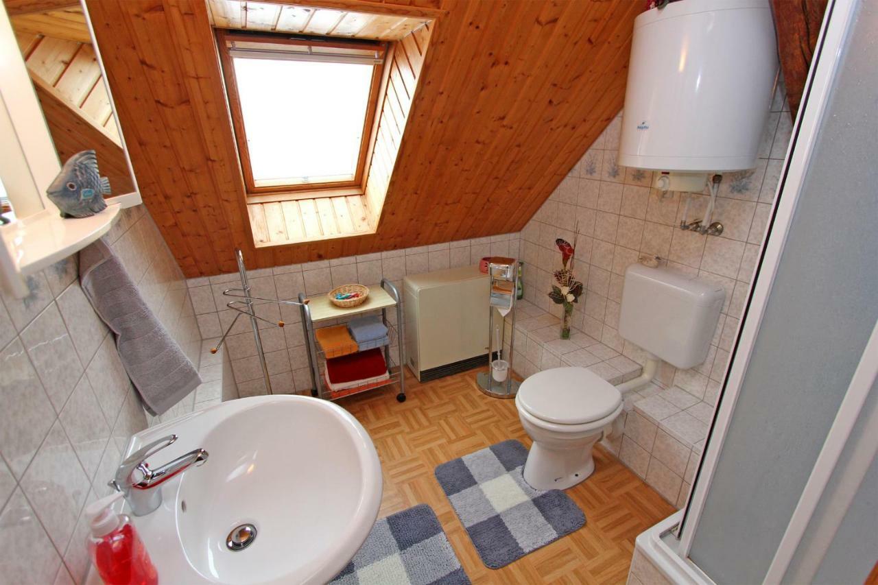 Ferienwohnung West 281 Apartment Klein Pritz