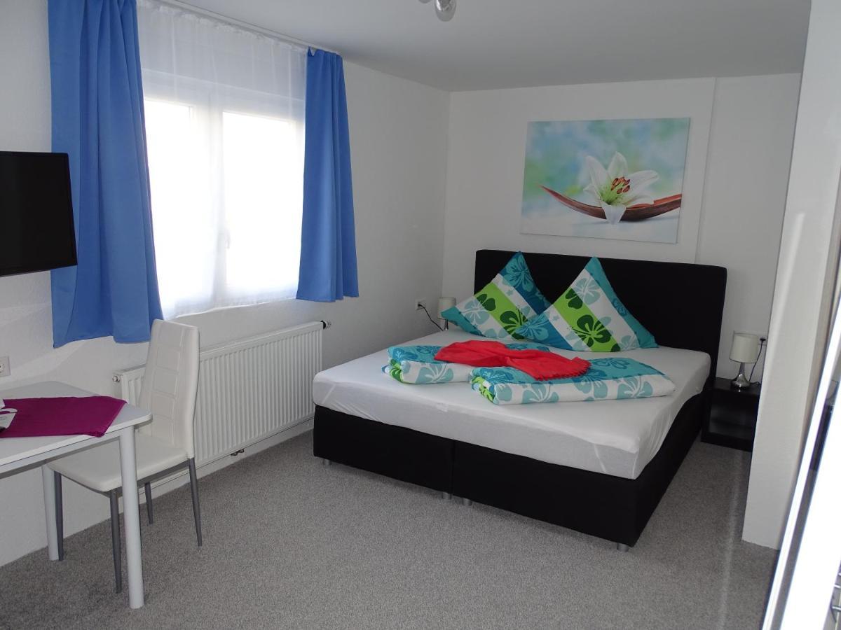 Homestay Gaestehaus Uezel Friedrichshafen