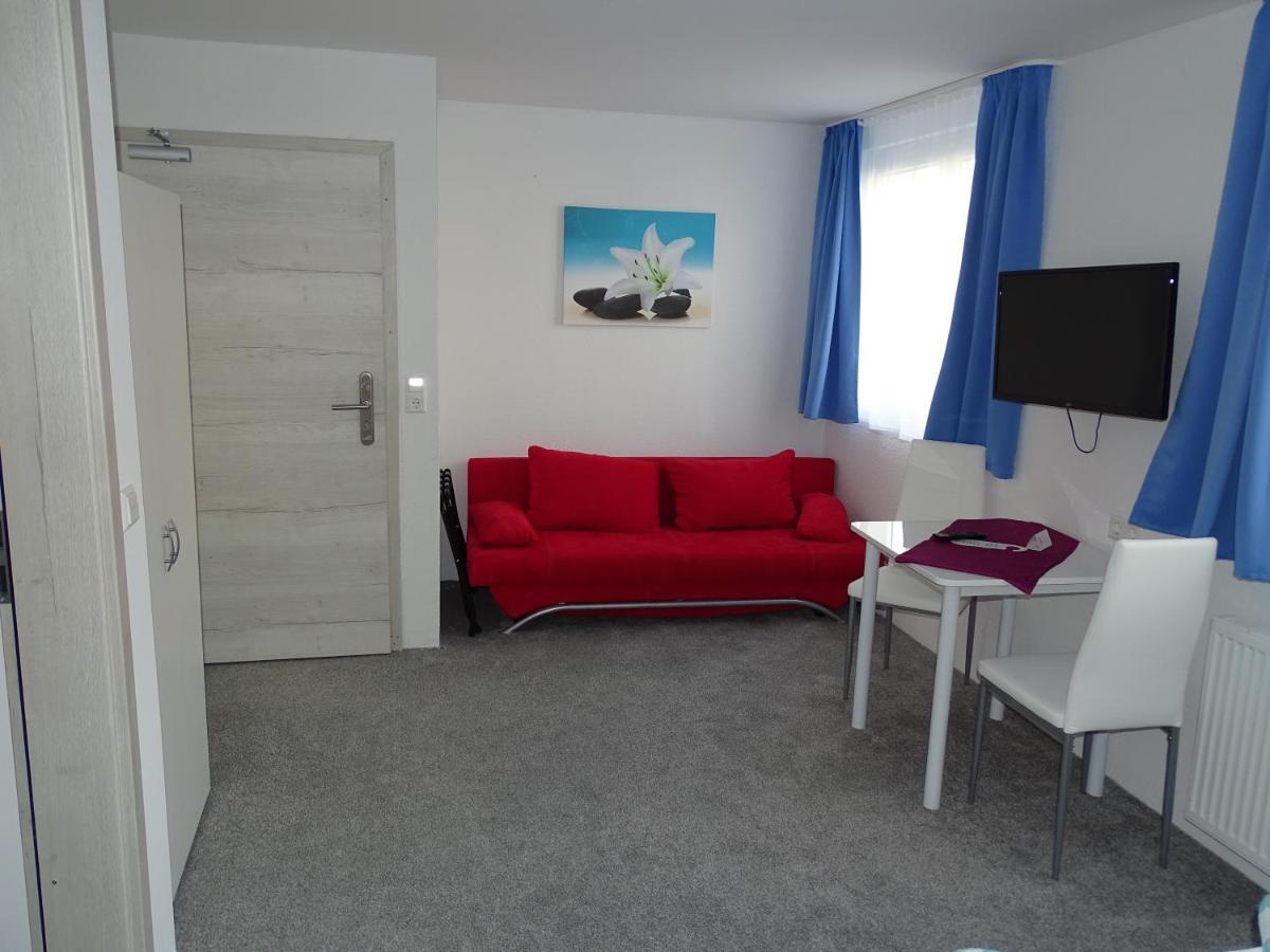 Homestay Gaestehaus Uezel Friedrichshafen