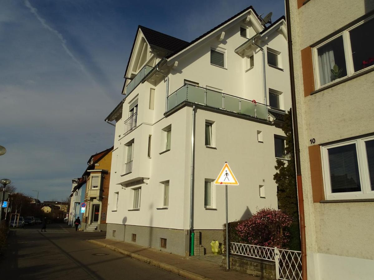 Gaestehaus Uezel Homestay *