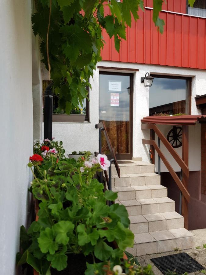 Garni-hotel Muehletal Bed & Breakfast Stein Am Rhein