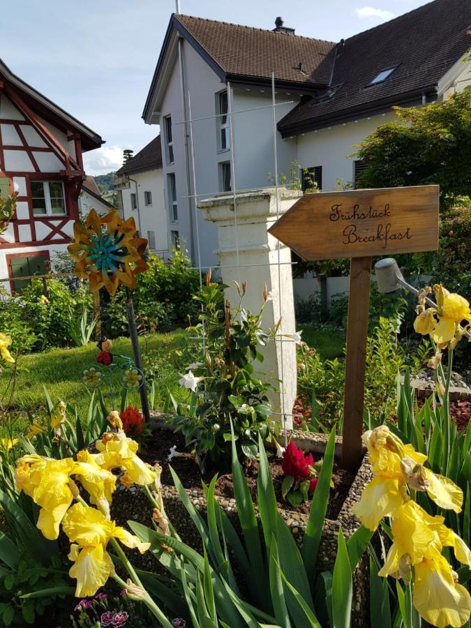Garni-hotel Muehletal Bed & Breakfast Stein Am Rhein
