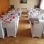 Gast Haus Weisses Schäfli