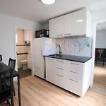 Lake Getaway Apartment With Private Entrance, Right On The Lake Constance Cycle Path, Barbecue Area, Free Wifi, Netflix And Free Bikes