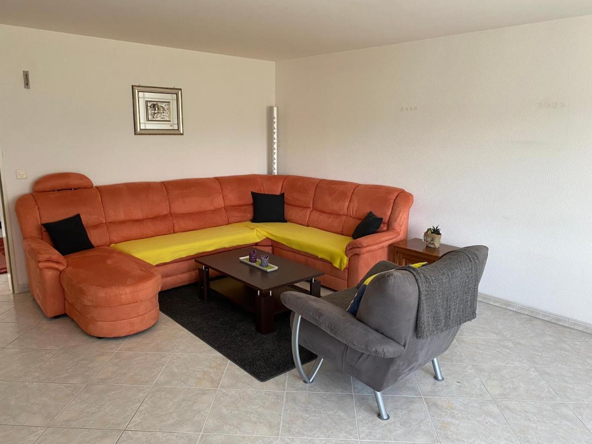 Grosszugige Ferienwohnung