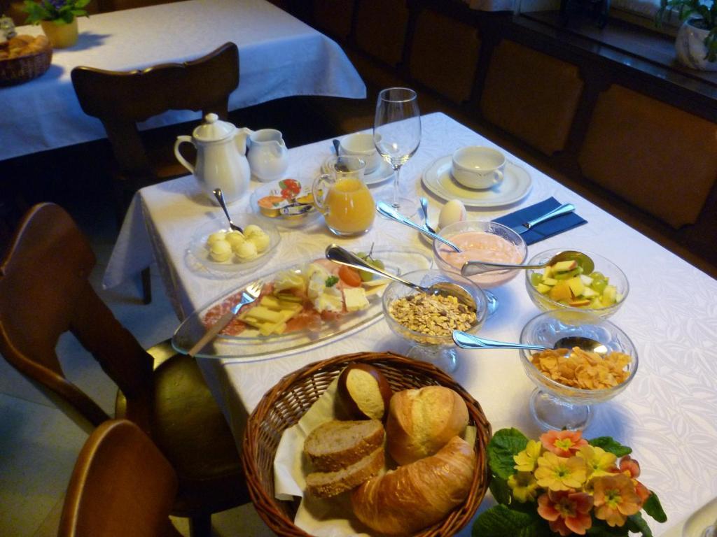 Speiserestaurant Bahnhof 3*