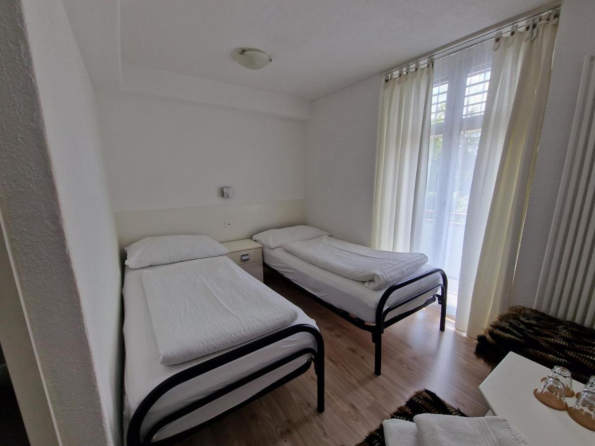 Hotel Plaza 3*