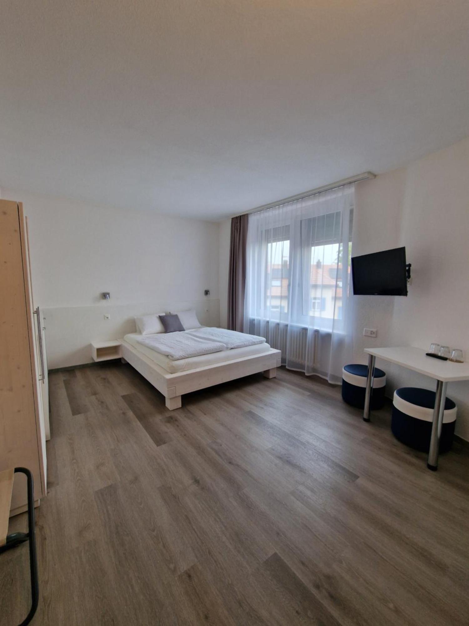 Hotel Plaza 3*