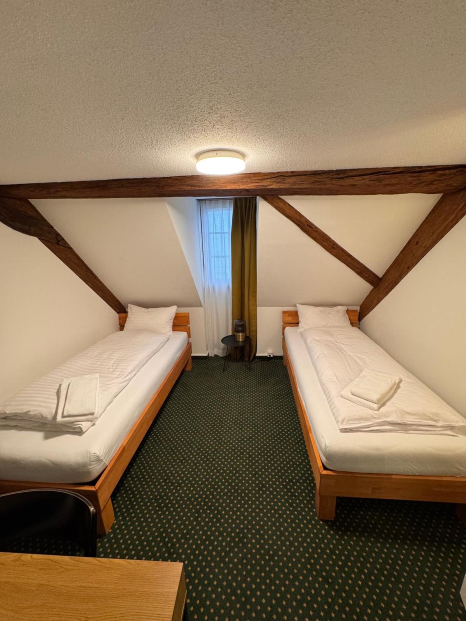Hotel Schiff *
