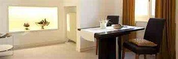 Hotel Nocturne Gourmet - - Stube 4*