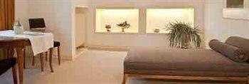 Hotel Nocturne Gourmet - - Stube