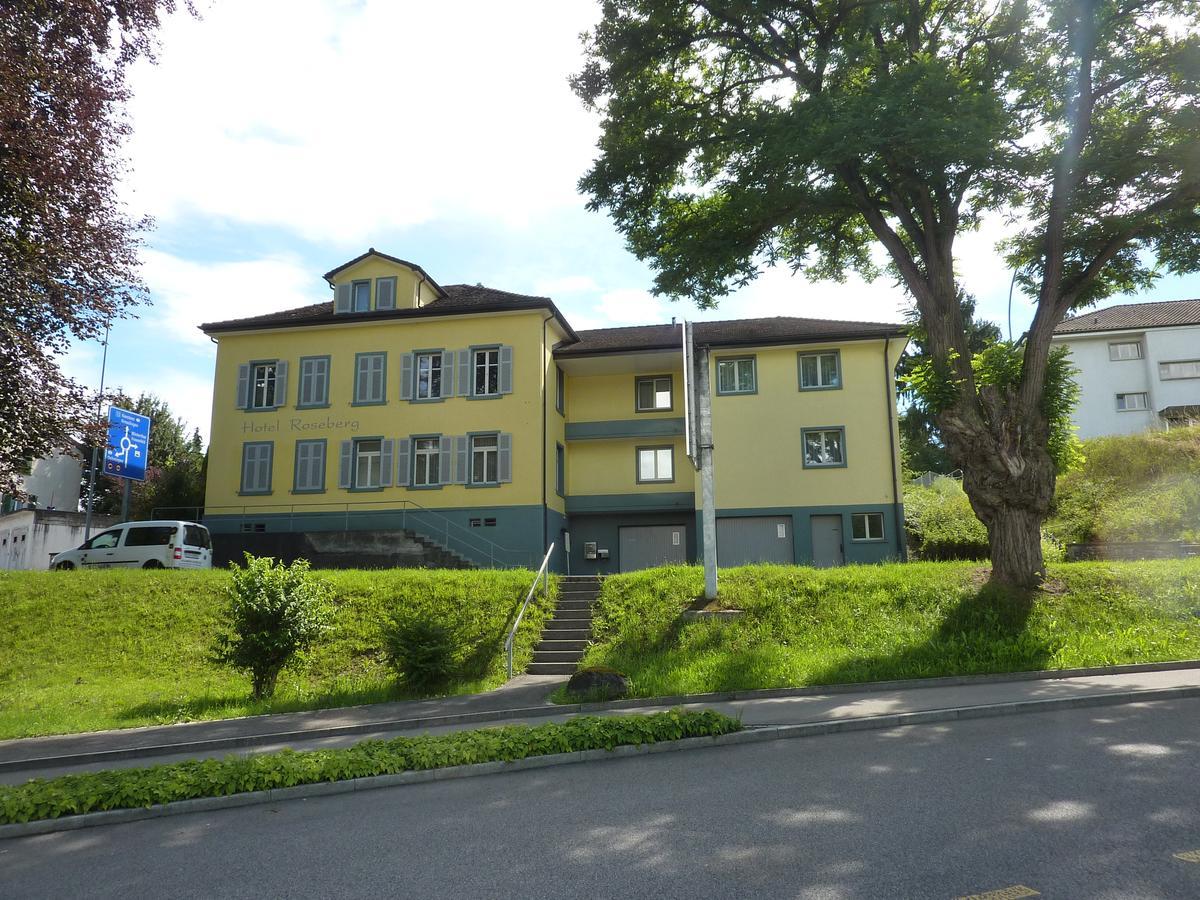 Roseberg Hotel *