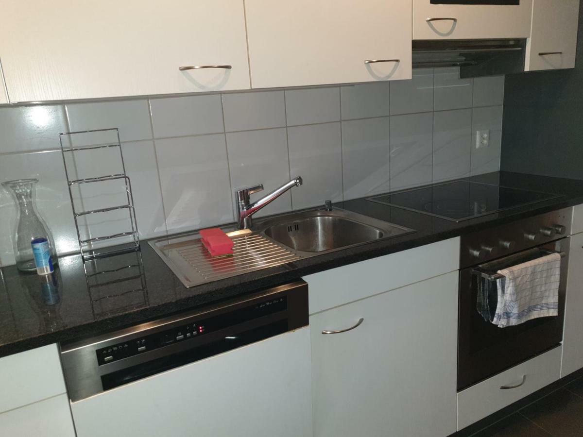 3 Doppel In 9320 Apartment